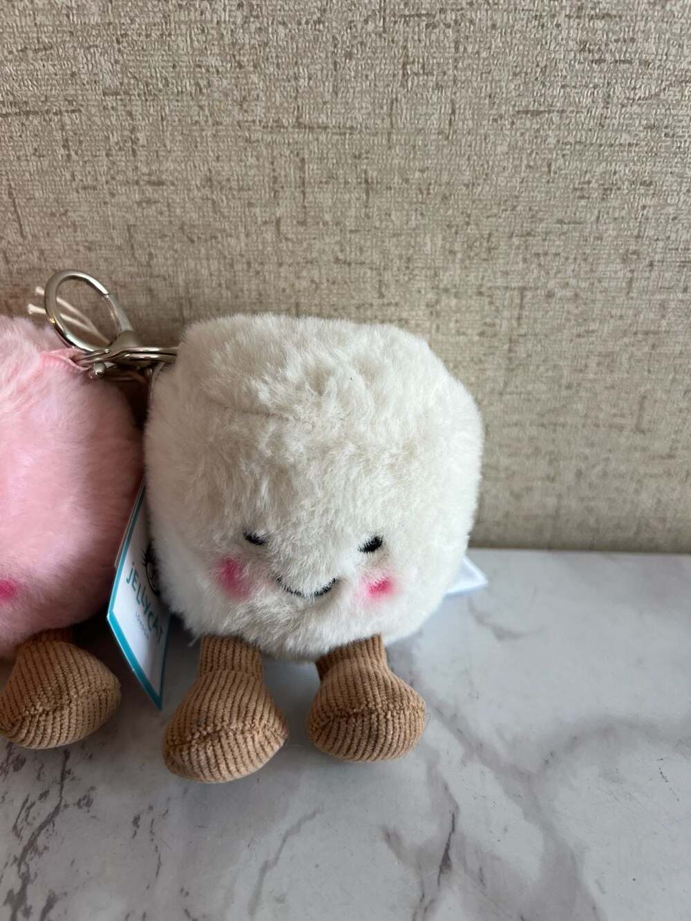 Jellycat Amuseables Pair of Marshmallows Bag Charm Keyring 100% authentic - Picture 4 of 8